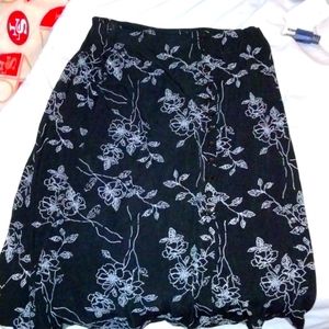 Briggs new York skirt